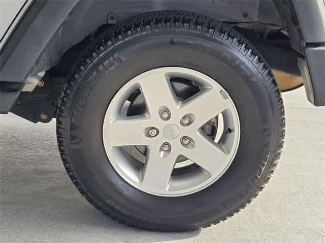 used 2013 Jeep Wrangler Unlimited car, priced at $15,500