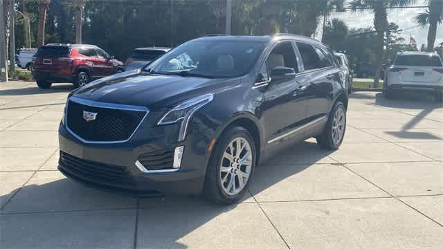 used 2021 Cadillac XT5 car, priced at $30,550