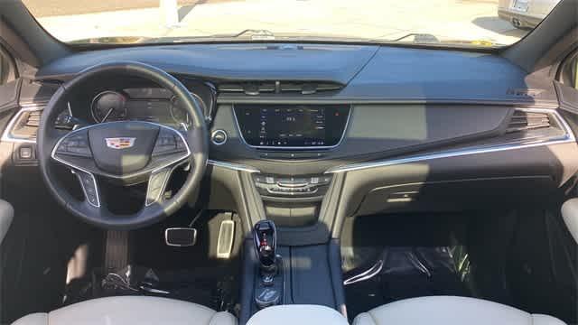 used 2021 Cadillac XT5 car, priced at $30,550