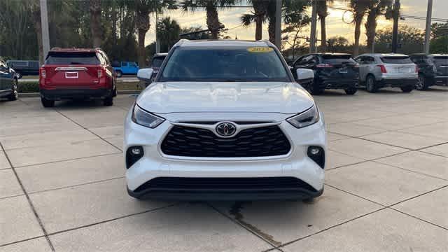 used 2023 Toyota Highlander car, priced at $35,999