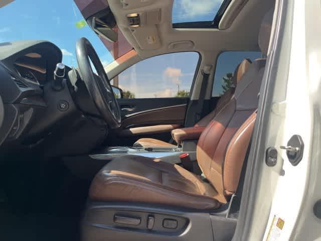 used 2018 Acura MDX car, priced at $22,900