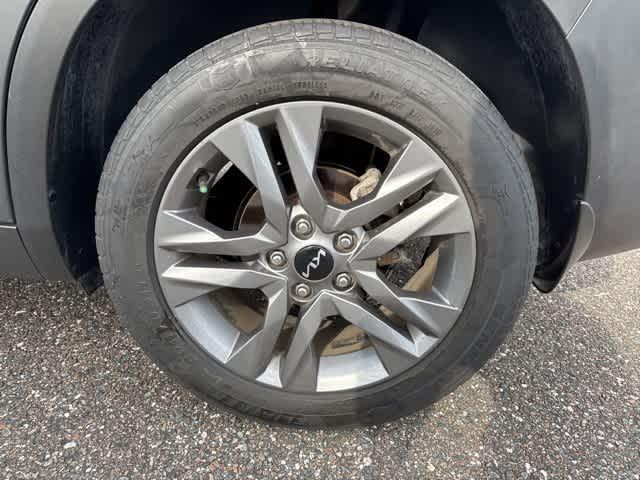 used 2023 Kia Seltos car, priced at $21,495