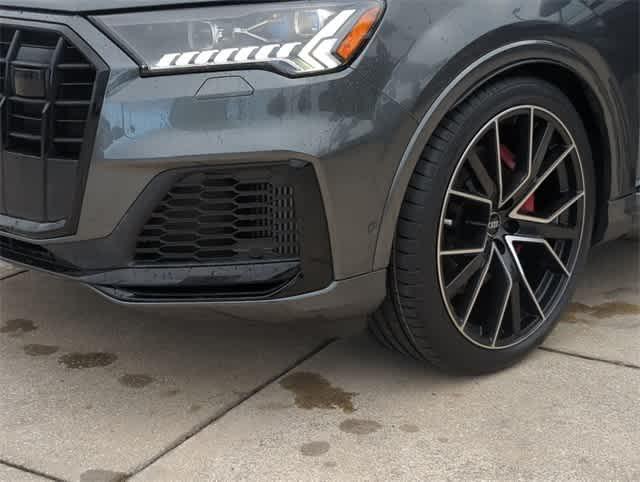 used 2024 Audi Q7 car, priced at $55,495