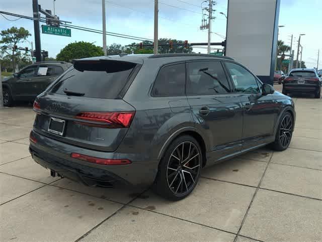 used 2024 Audi Q7 car, priced at $55,495