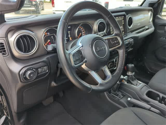used 2022 Jeep Wrangler Unlimited car, priced at $33,400