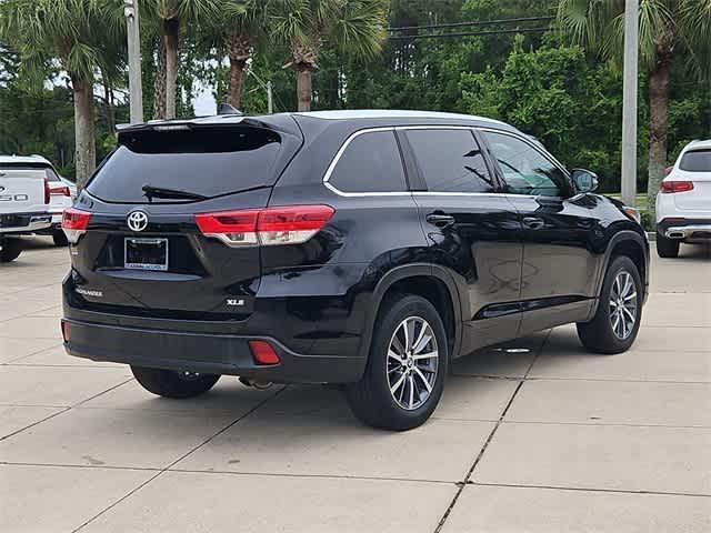 used 2019 Toyota Highlander car, priced at $21,900