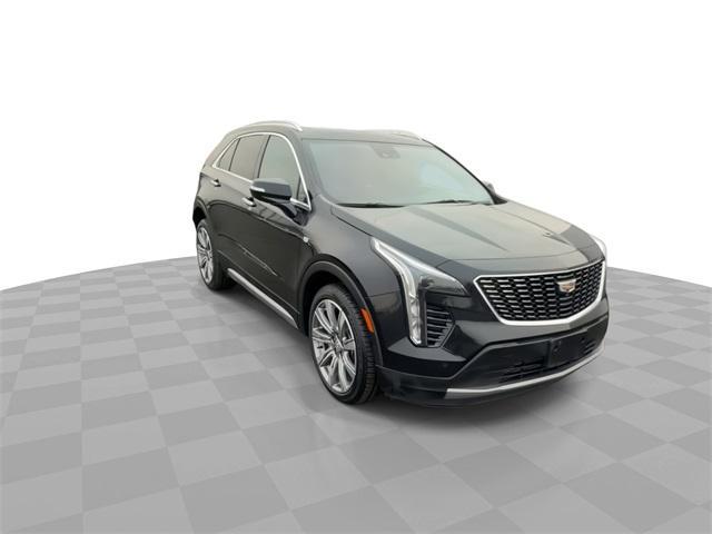 used 2022 Cadillac XT4 car, priced at $24,000