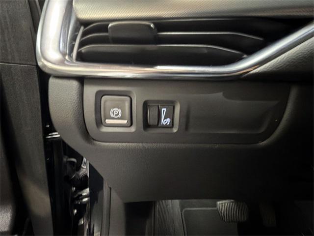 used 2022 Cadillac XT4 car, priced at $24,000