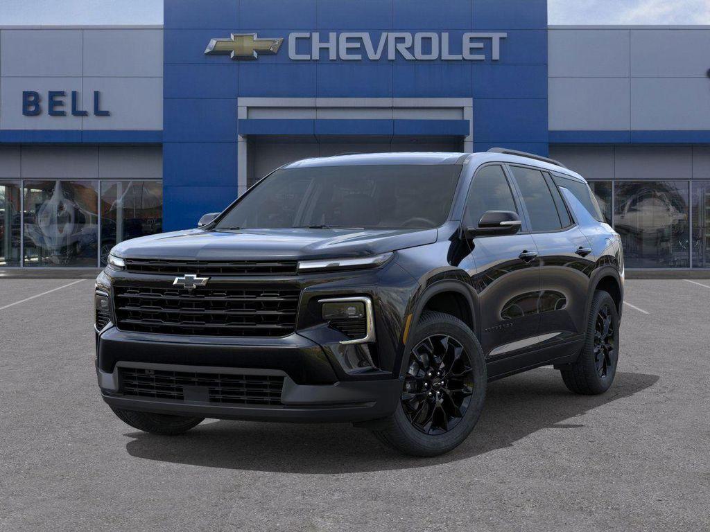 new 2026 Chevrolet Traverse car, priced at $45,704