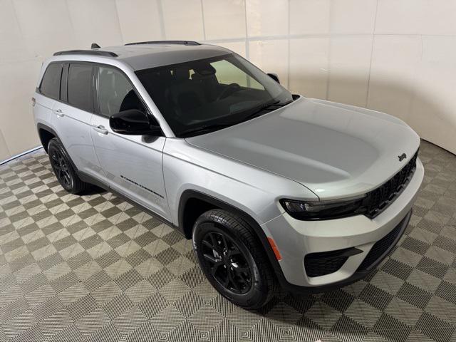 used 2024 Jeep Grand Cherokee car, priced at $37,500