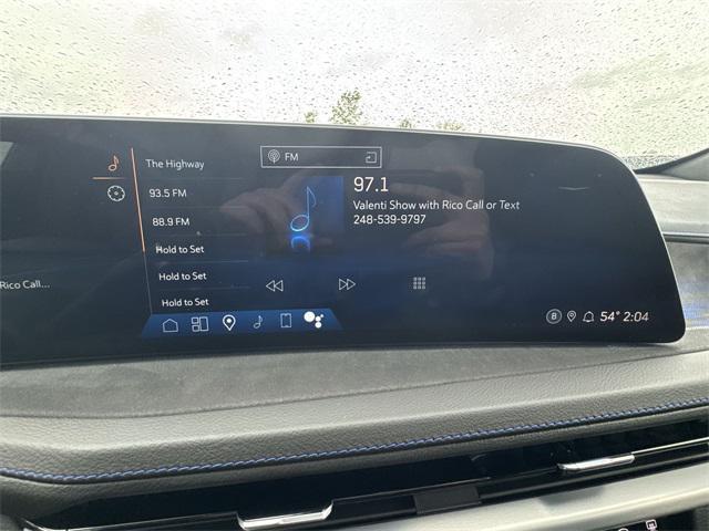 used 2024 Cadillac XT4 car, priced at $44,000