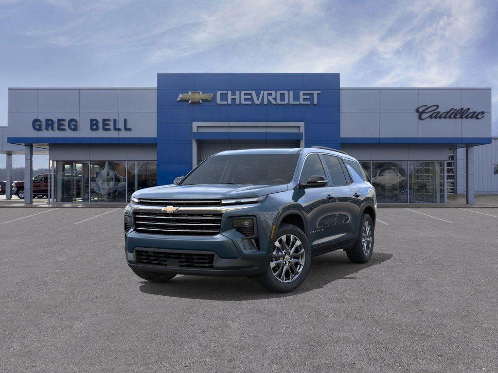 new 2026 Chevrolet Traverse car, priced at $44,318