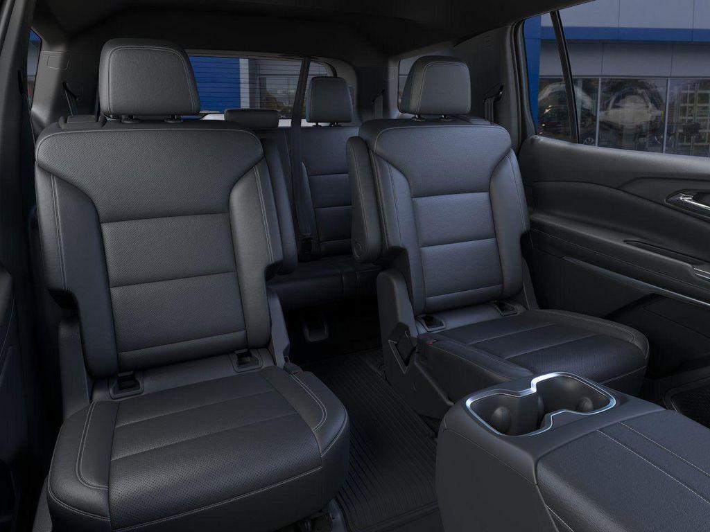 new 2026 Chevrolet Traverse car, priced at $44,318