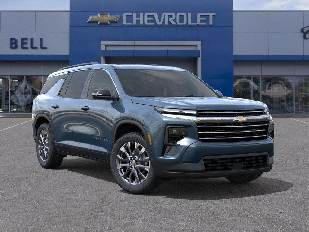 new 2026 Chevrolet Traverse car, priced at $44,318