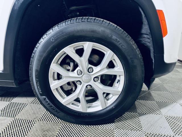 used 2023 Jeep Grand Cherokee car, priced at $31,000