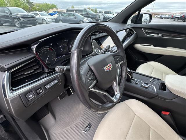 used 2022 Cadillac XT6 car, priced at $38,000