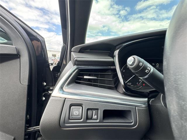 used 2023 Cadillac XT5 car, priced at $30,500
