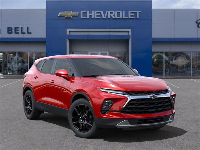 new 2025 Chevrolet Blazer car, priced at $39,021