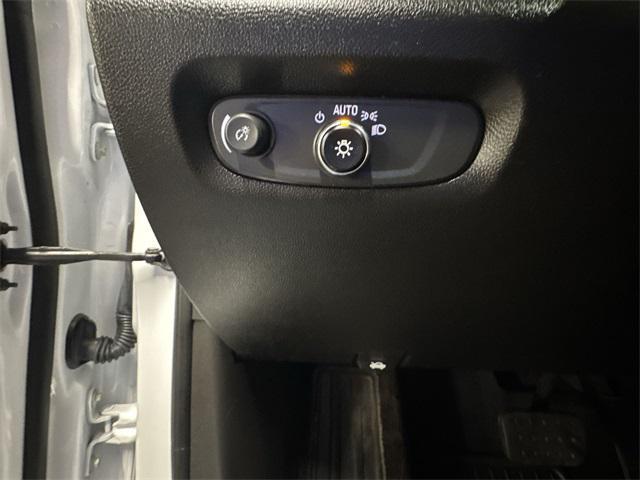 used 2023 Chevrolet Traverse car, priced at $37,000