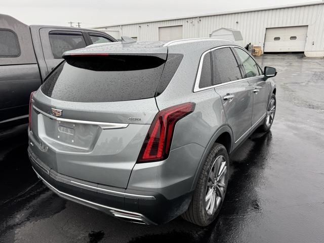 used 2025 Cadillac XT5 car, priced at $42,000