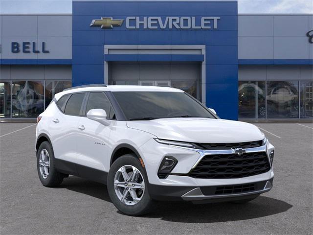 new 2025 Chevrolet Blazer car, priced at $37,595