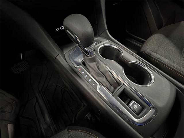 used 2024 Chevrolet Equinox car, priced at $22,000