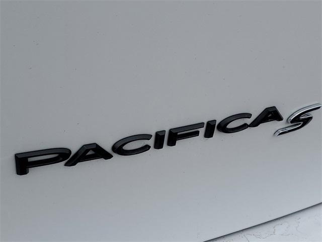 used 2022 Chrysler Pacifica car, priced at $39,249