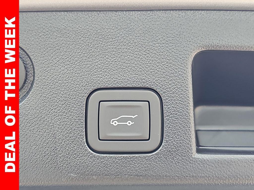 new 2026 Chevrolet Equinox car, priced at $32,288