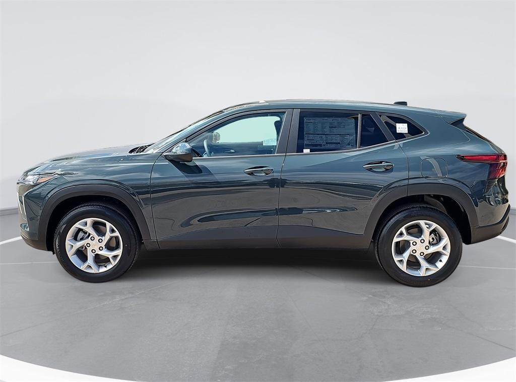 new 2025 Chevrolet Trax car, priced at $22,988
