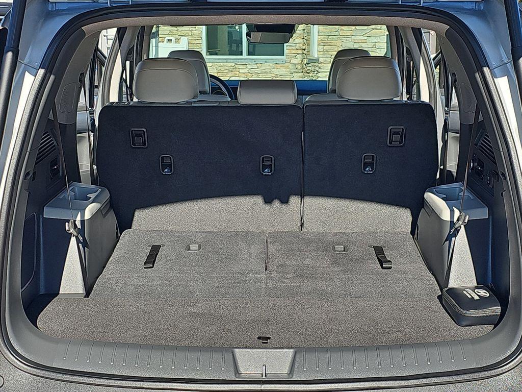 used 2024 Hyundai SANTA FE HEV car, priced at $35,999