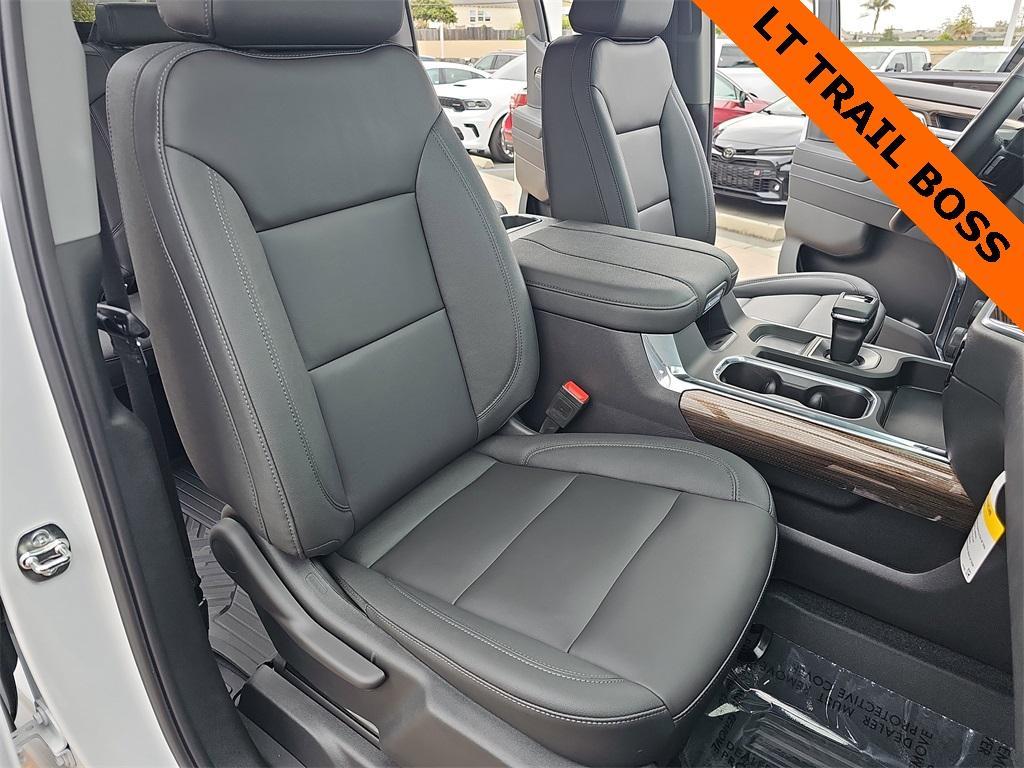 new 2025 Chevrolet Silverado 1500 car, priced at $61,935