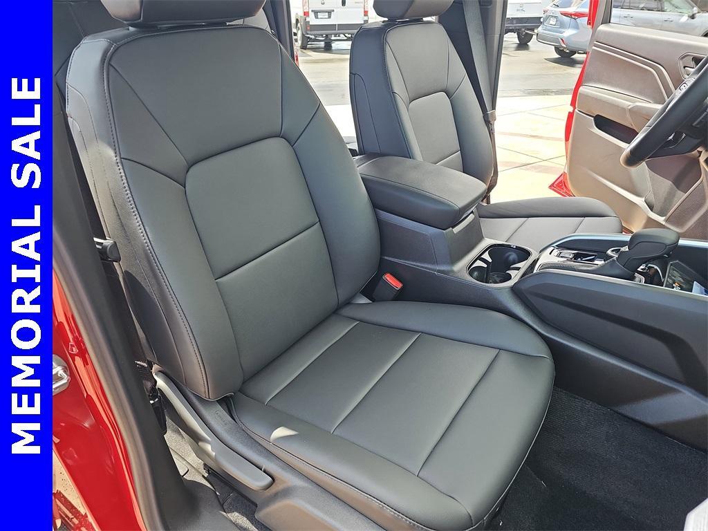 new 2025 Chevrolet Colorado car, priced at $43,410
