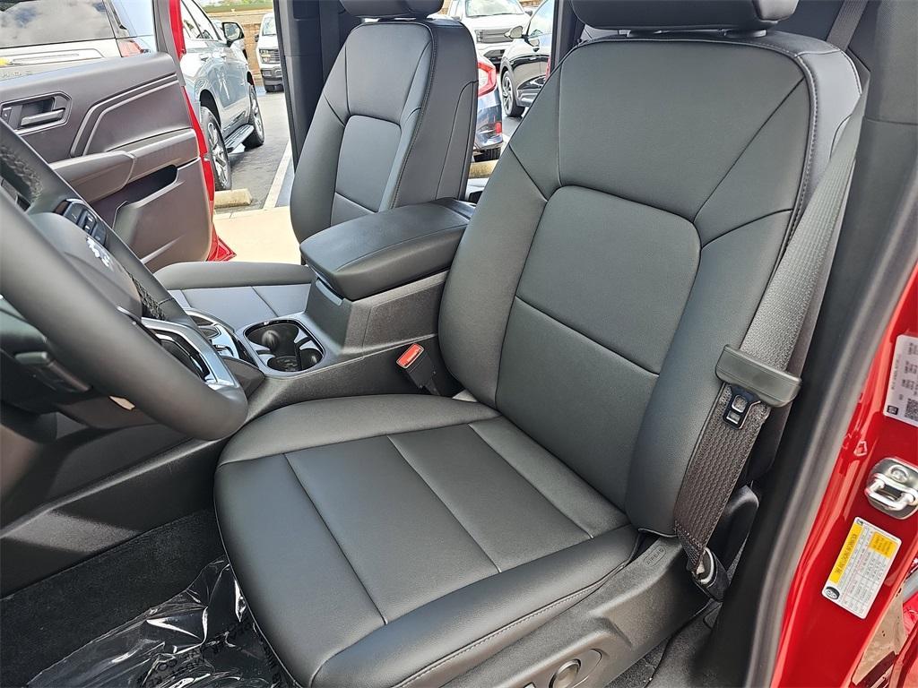 new 2025 Chevrolet Colorado car, priced at $44,315