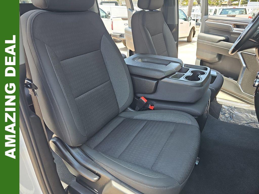 used 2023 GMC Sierra 1500 car, priced at $38,707