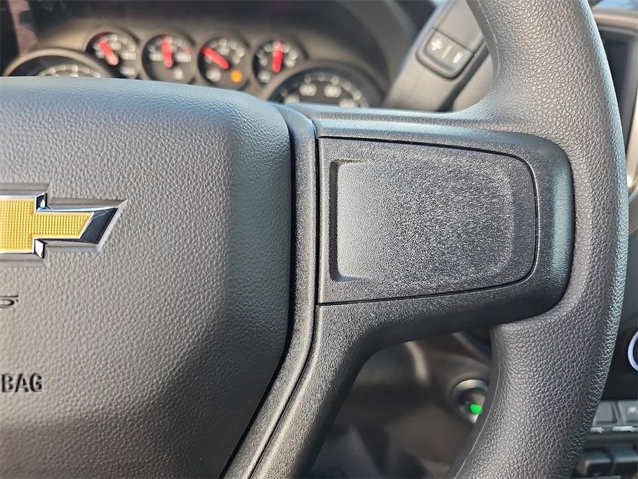 new 2025 Chevrolet Silverado 1500 car, priced at $44,610