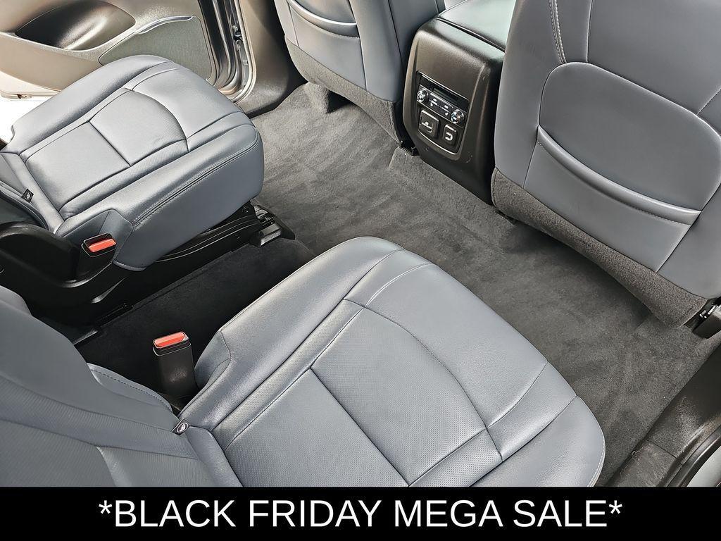 used 2024 Buick Enclave car, priced at $27,940