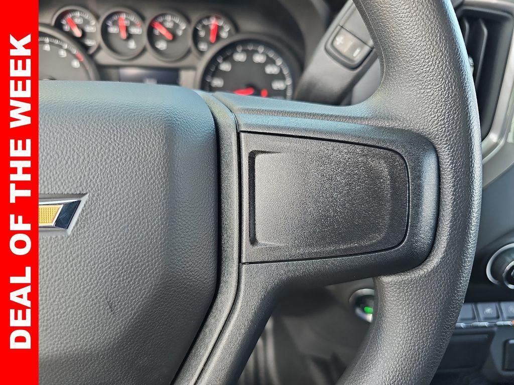 new 2025 Chevrolet Silverado 1500 car, priced at $41,138