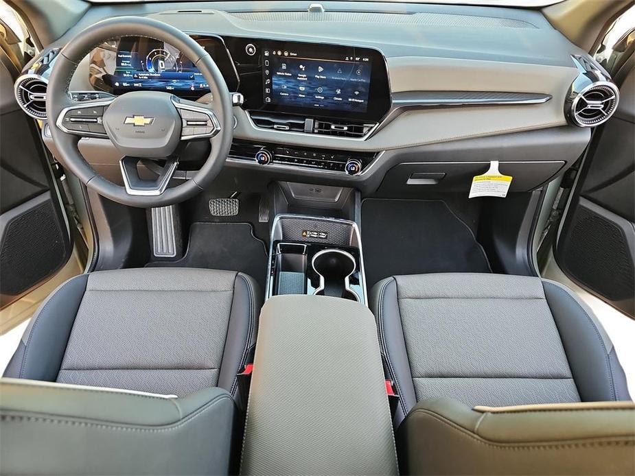 new 2025 Chevrolet Equinox car, priced at $35,440