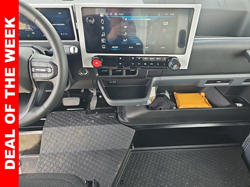 new 2025 Chevrolet BrightDrop 400 car, priced at $43,288