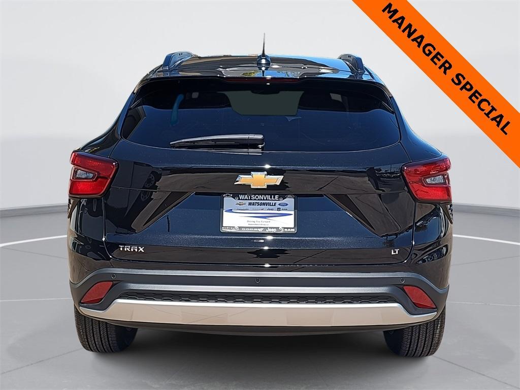 new 2025 Chevrolet Trax car, priced at $24,988