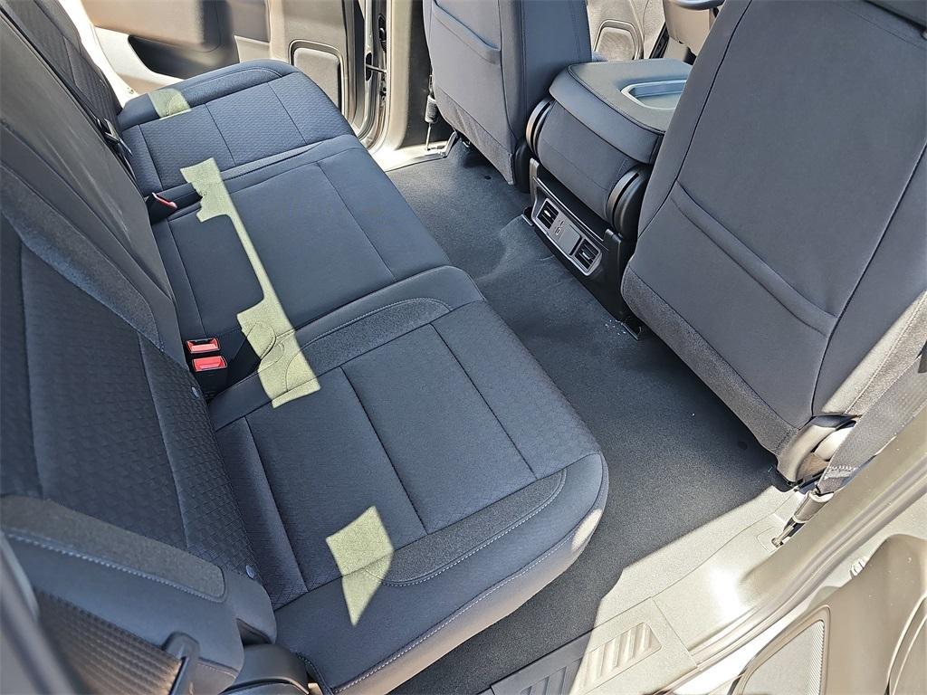 new 2025 Chevrolet Silverado 1500 car, priced at $42,112