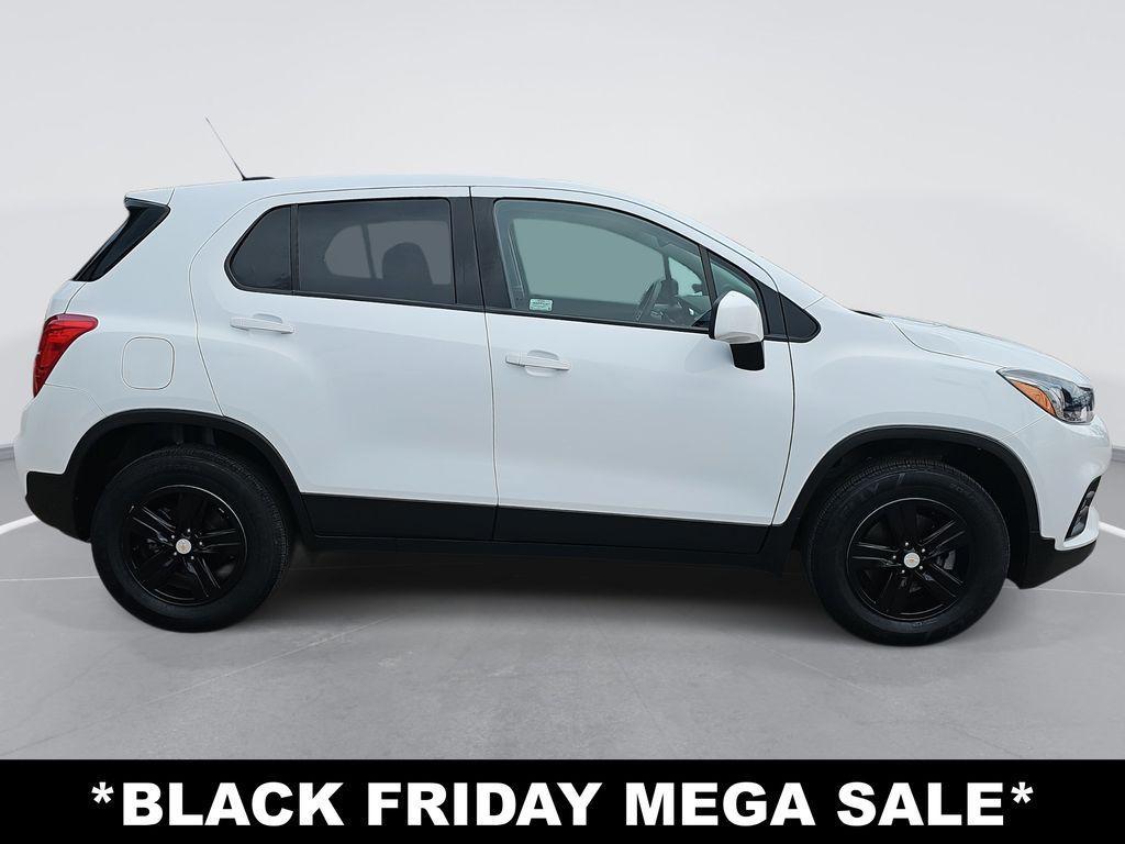 used 2022 Chevrolet Trax car, priced at $15,780