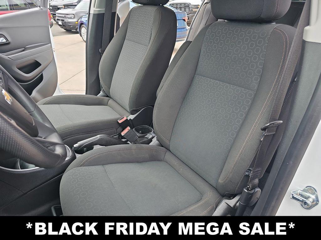 used 2022 Chevrolet Trax car, priced at $15,780