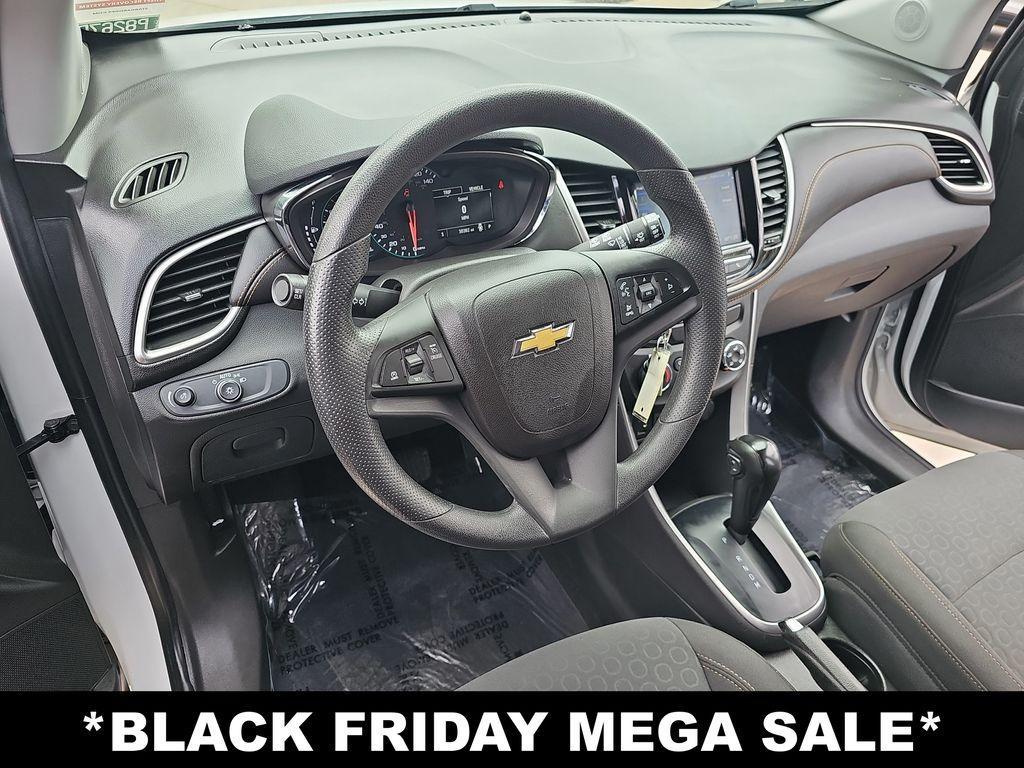 used 2022 Chevrolet Trax car, priced at $15,780