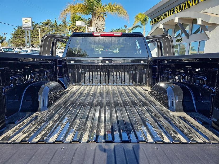 new 2025 Chevrolet Silverado 1500 car, priced at $41,915