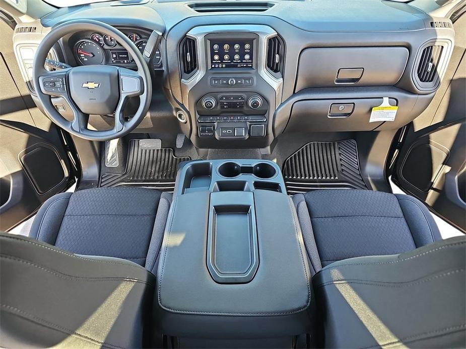 new 2025 Chevrolet Silverado 1500 car, priced at $41,915