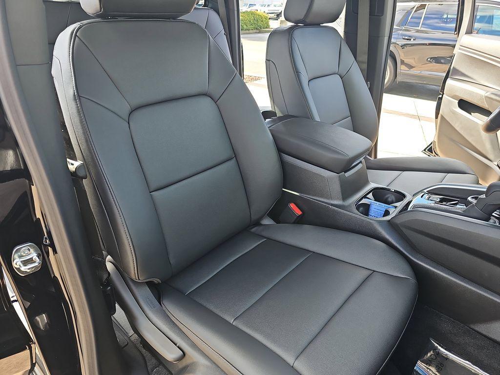 new 2026 Chevrolet Colorado car, priced at $43,988