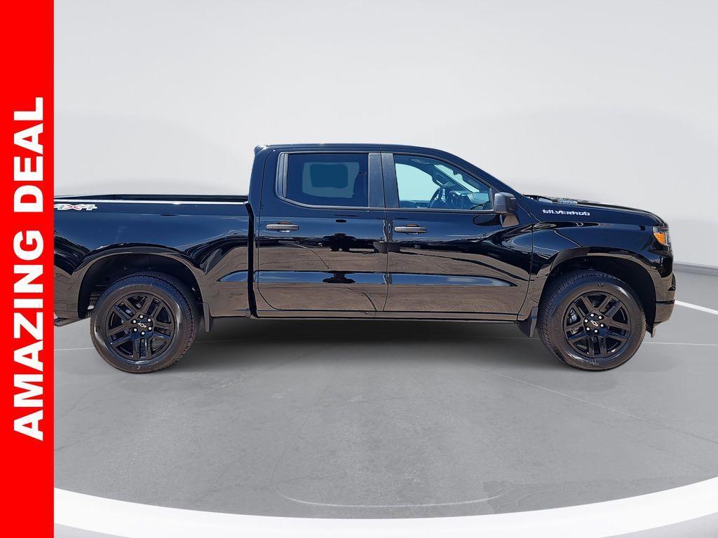 new 2025 Chevrolet Silverado 1500 car, priced at $42,138