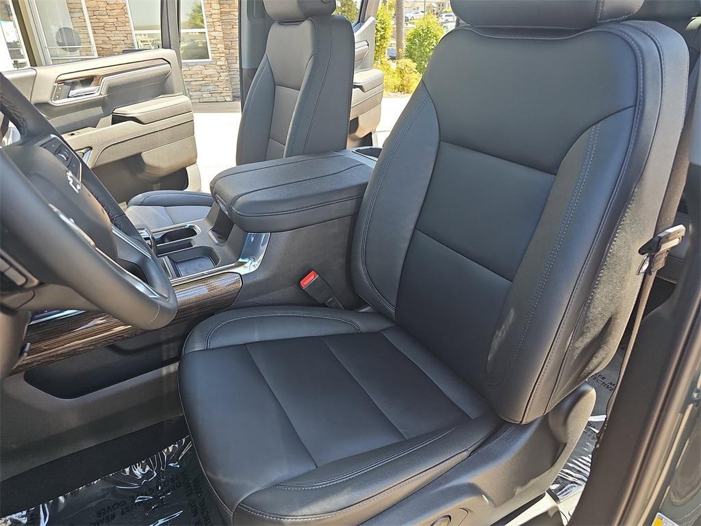 new 2025 Chevrolet Silverado 1500 car, priced at $68,255