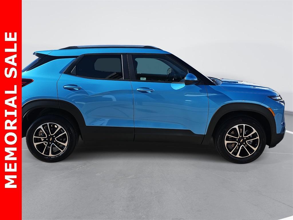 new 2025 Chevrolet TrailBlazer car, priced at $26,488